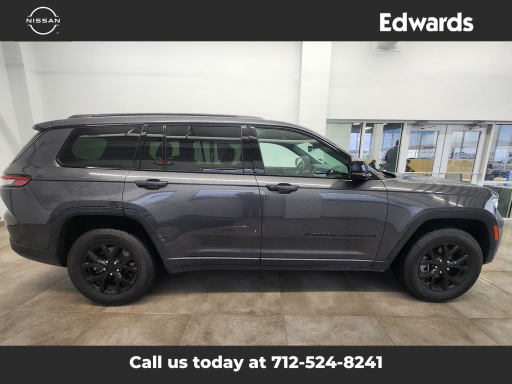 2024 Jeep Grand Cherokee L Altitude's photo