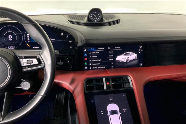 2020 Porsche Taycan Turbo photo 13