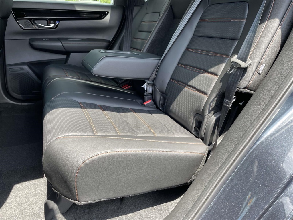 2026 Honda CR-V Hybrid Sport Touring photo 16