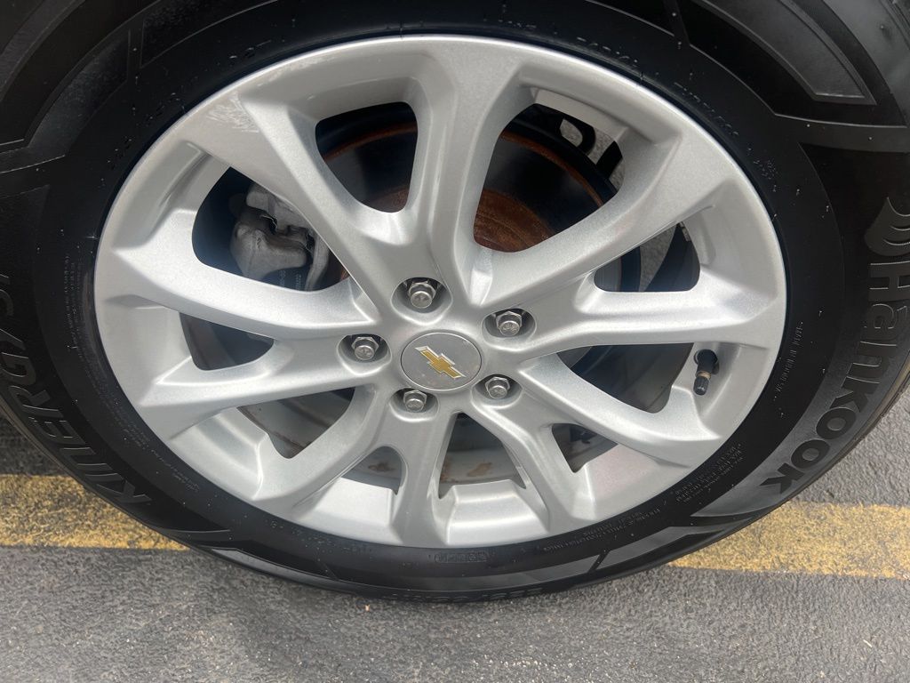 2019 Chevrolet Equinox LT photo 34