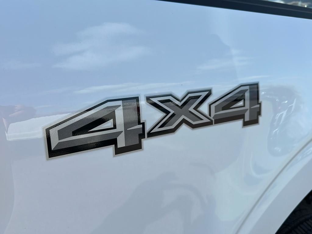 2025 Ford F-150 XLT photo 36
