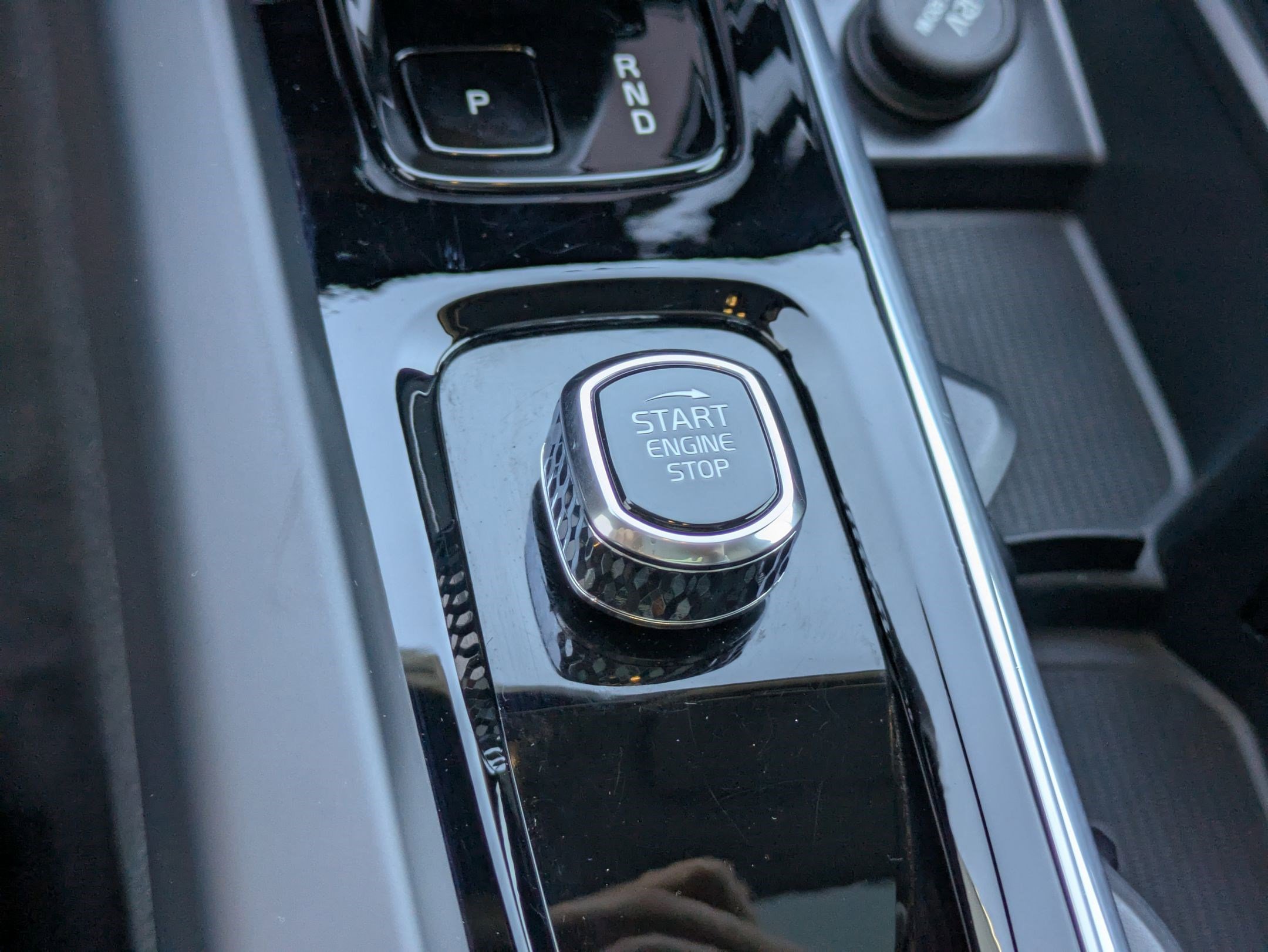 2025 Volvo XC60 Plus photo 18