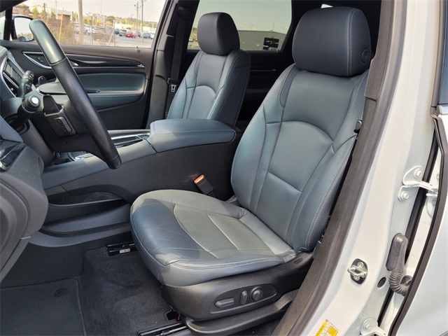 2023 Buick Enclave Essence photo 7