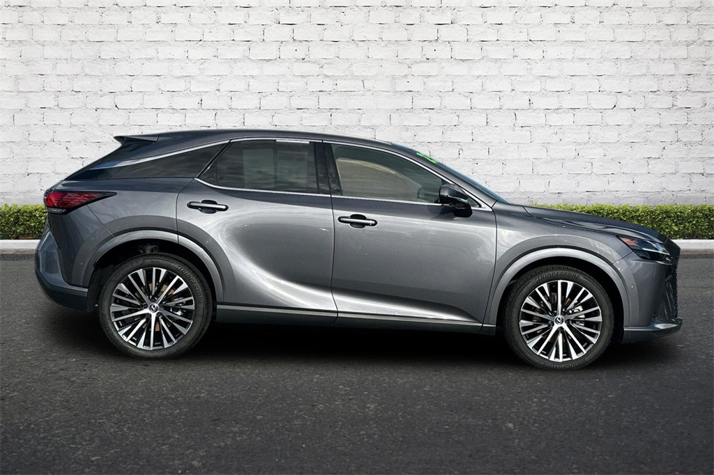 2023 Lexus RX 350 Premium photo 3
