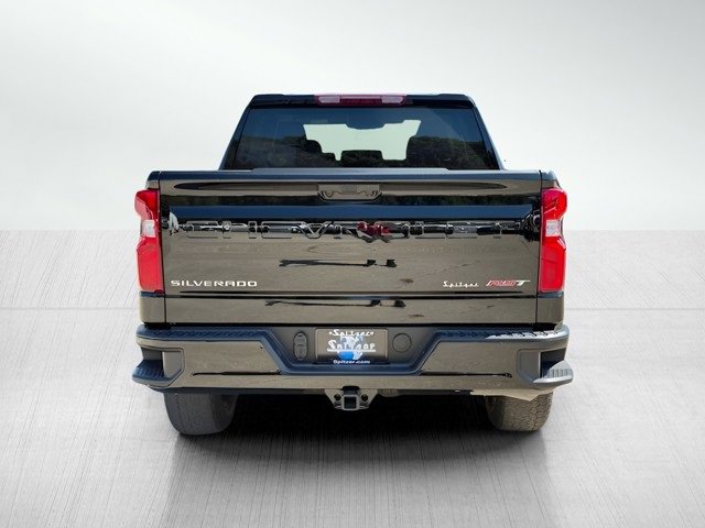 2026 Chevrolet Silverado RST photo 5