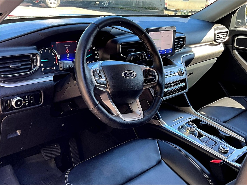 2022 Ford Explorer XLT photo 8