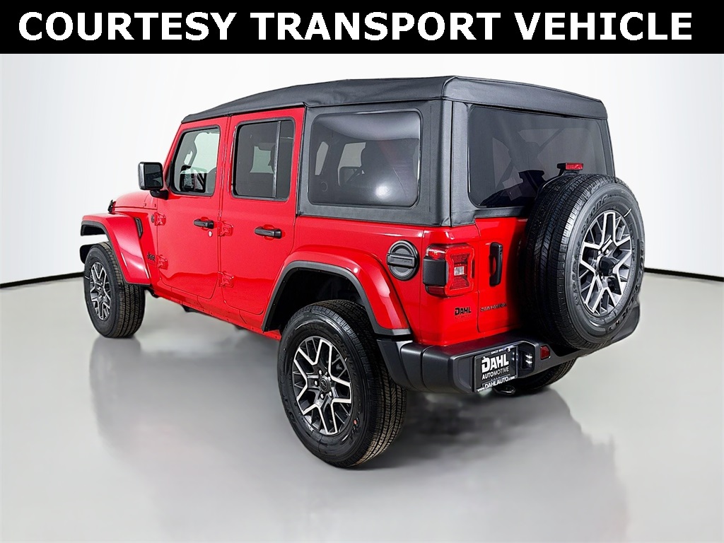 2025 Jeep Wrangler Sahara photo 3