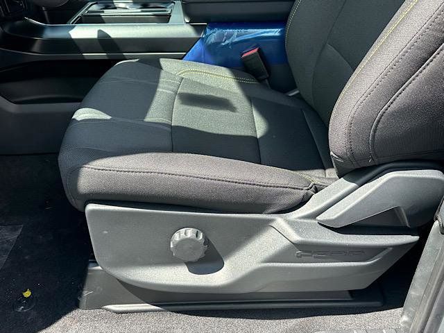 2025 Ford F-150 STX photo 9