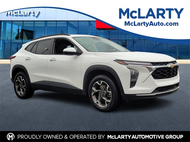 2024 Chevrolet Trax LT's photo