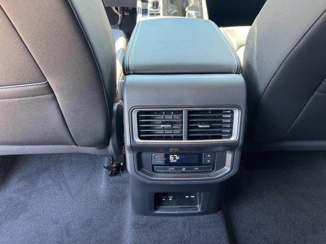 2026 Volkswagen Atlas SE Technology photo 15