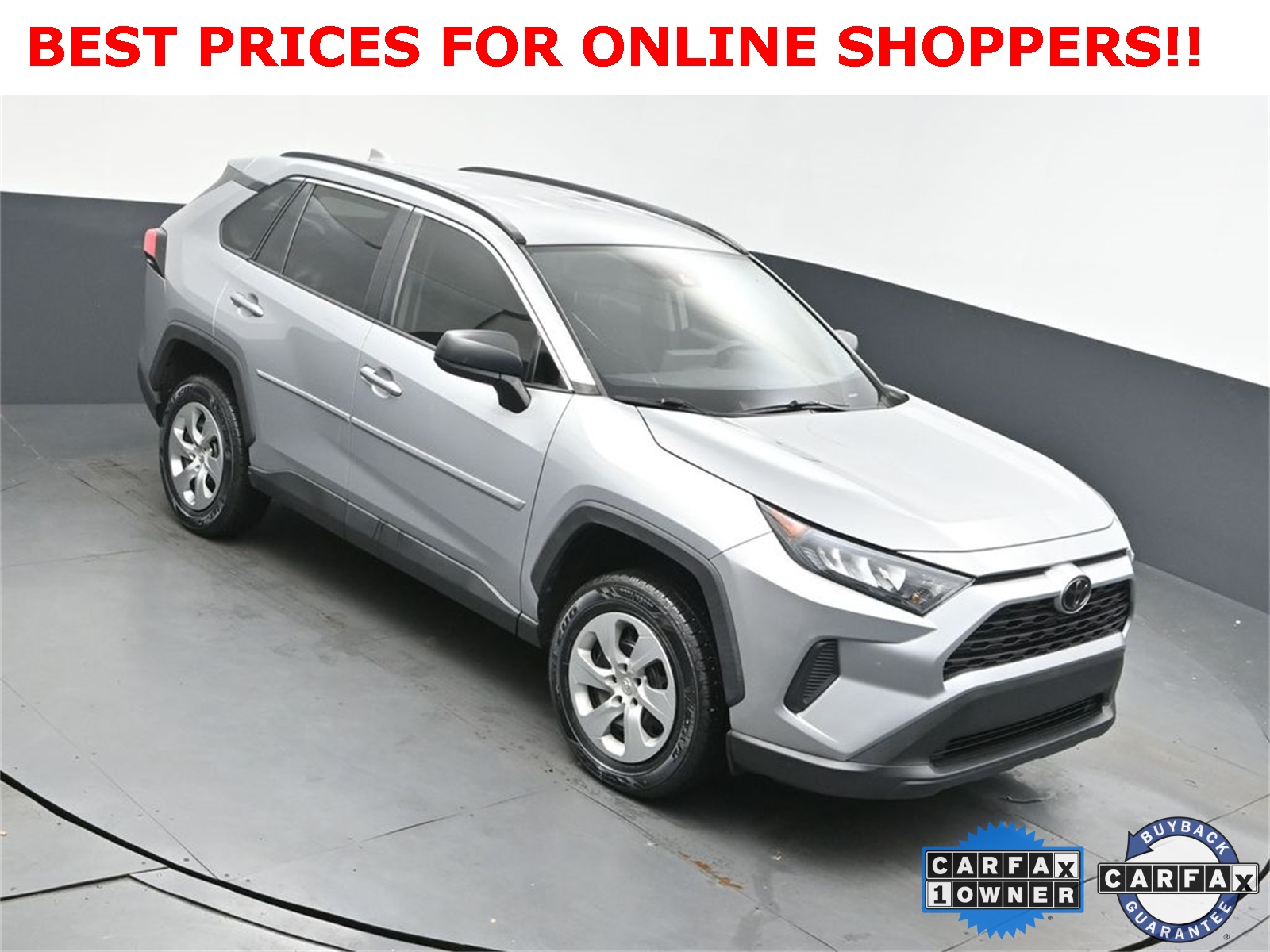 2021 Toyota RAV4 LE's photo