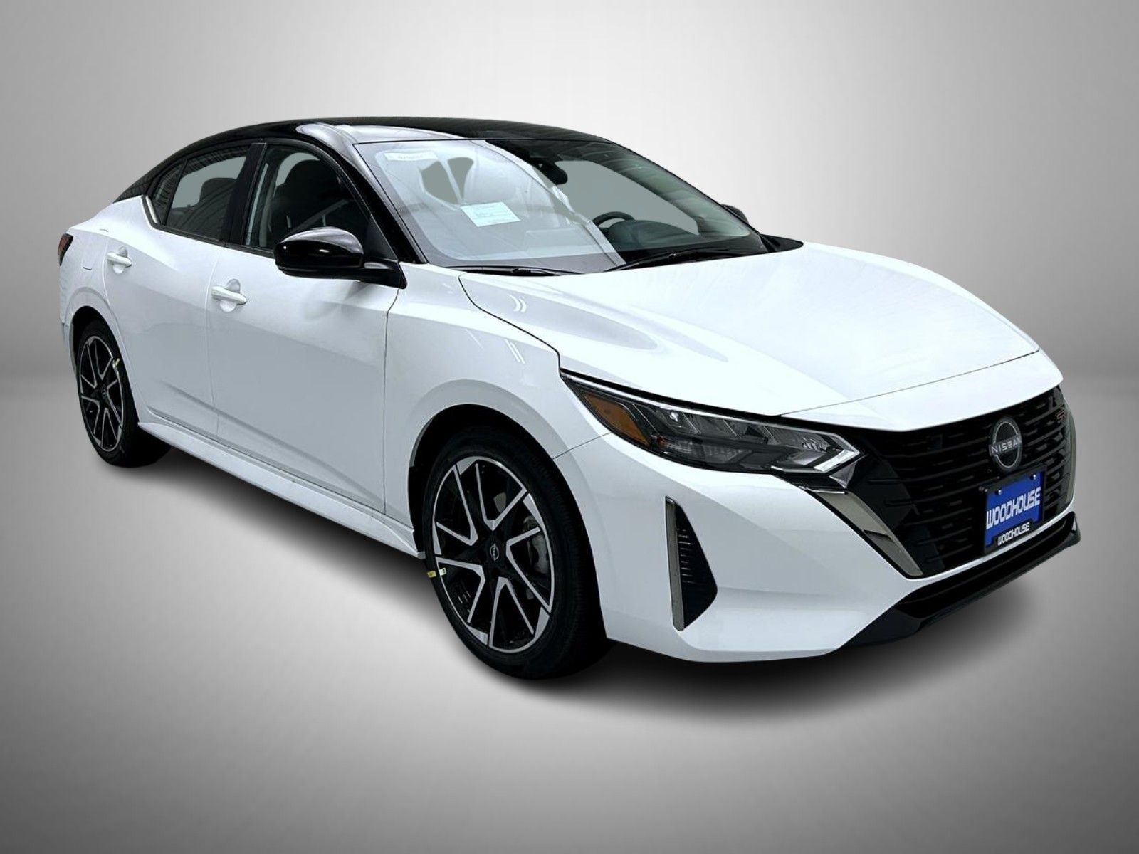 2025 Nissan Sentra SR photo 3