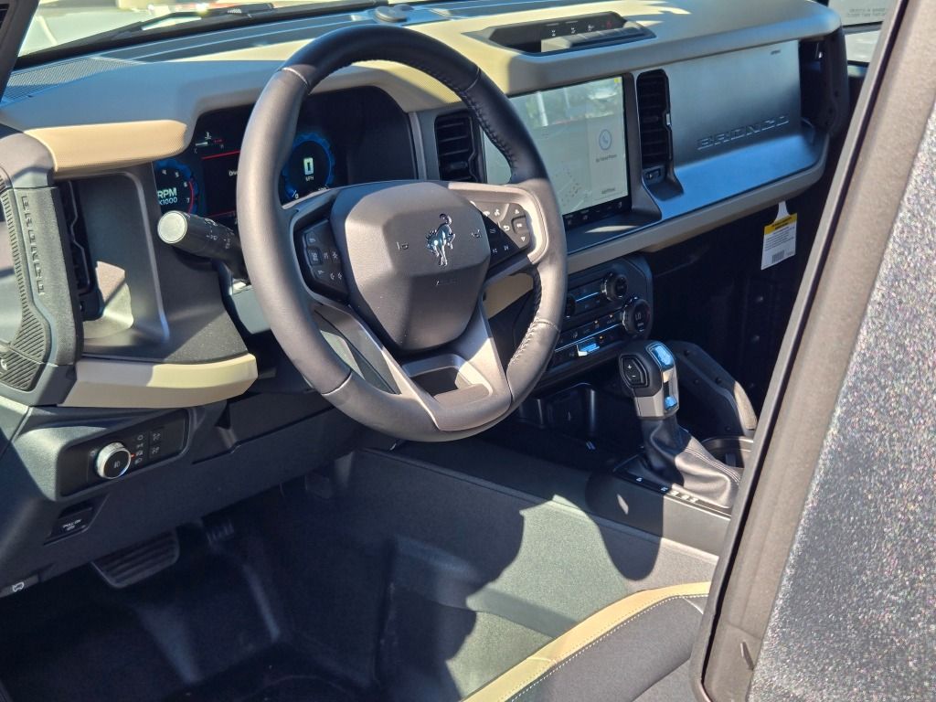 2025 Ford Bronco Big Bend photo 16