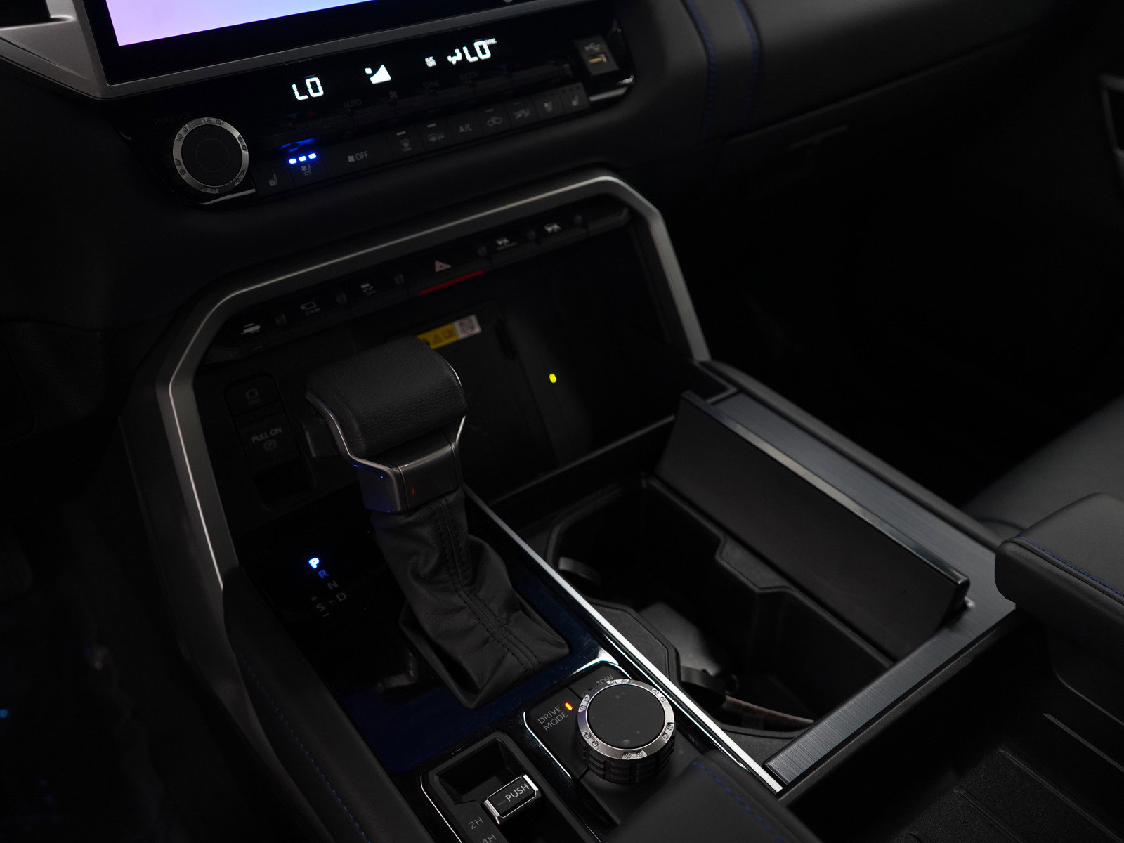 2023 Toyota Tundra Platinum CrewMax photo 20