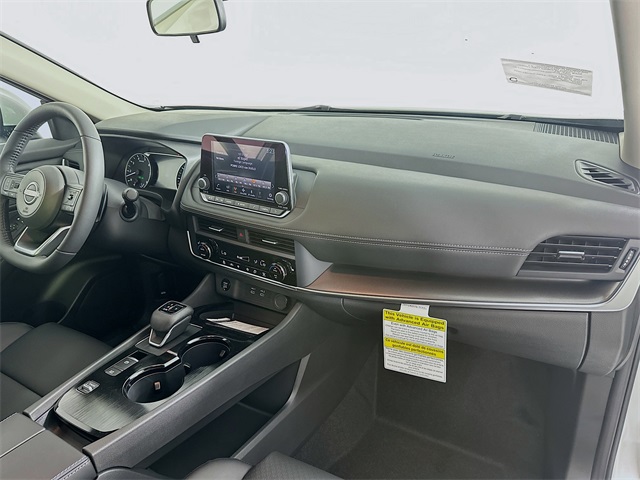 2024 Nissan Rogue SV photo 30