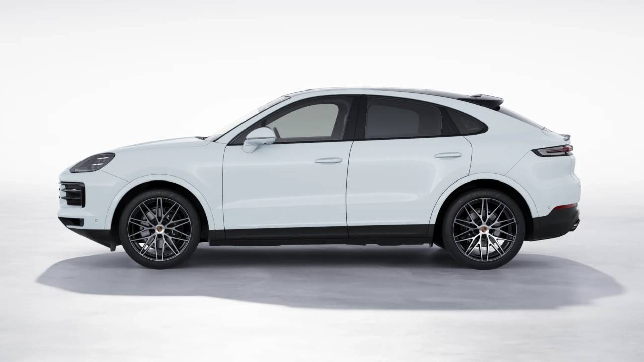 2026 Porsche Cayenne Coupe photo 2