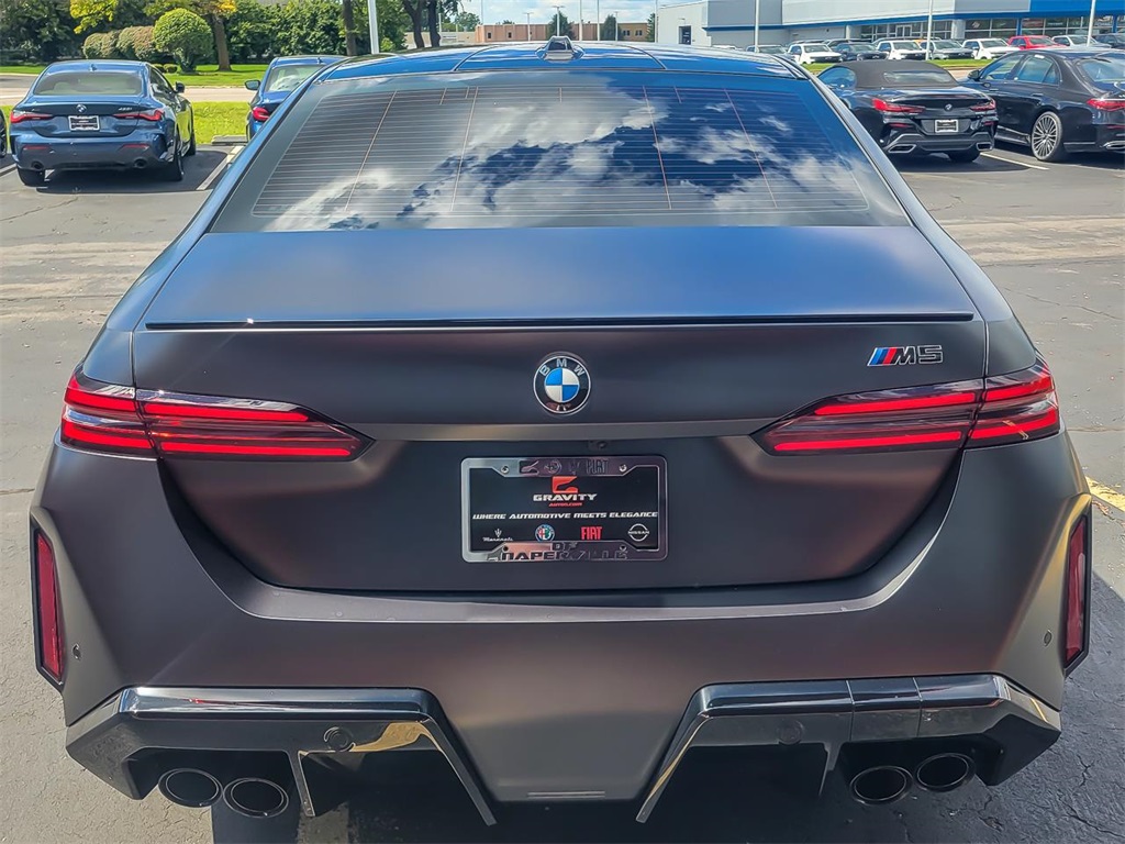 2025 Bmw M5 5 photo 4