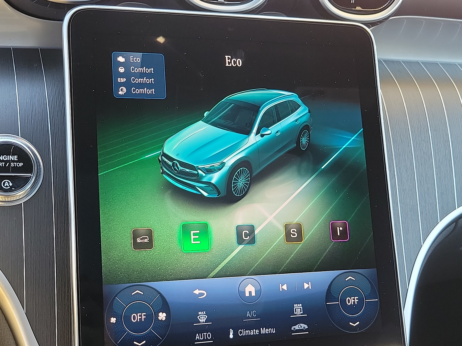 New 2024 MercedesBenz GLC GLC 300 Sport Utility in Wilmington 