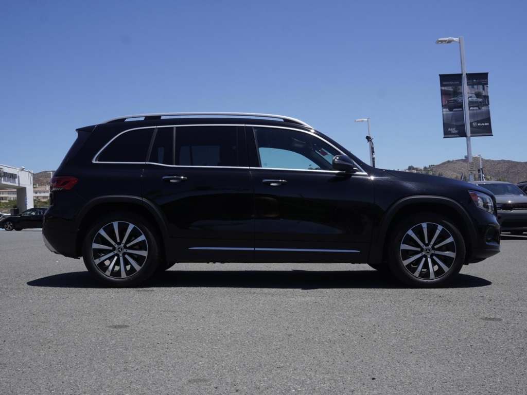 2020 Mercedes Benz GLB 250 photo 2