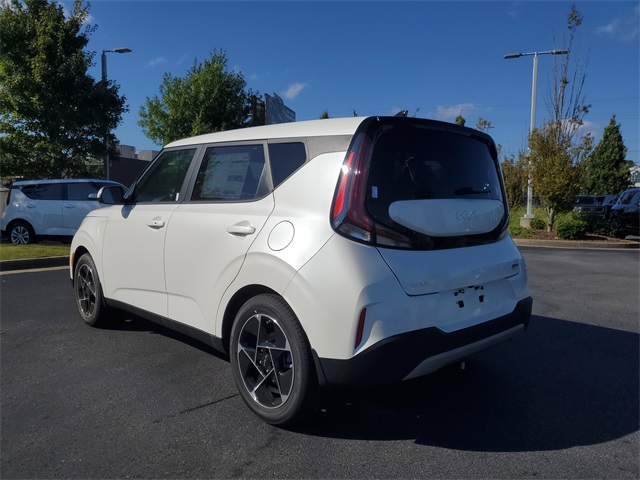 2025 Kia Soul EX photo 6
