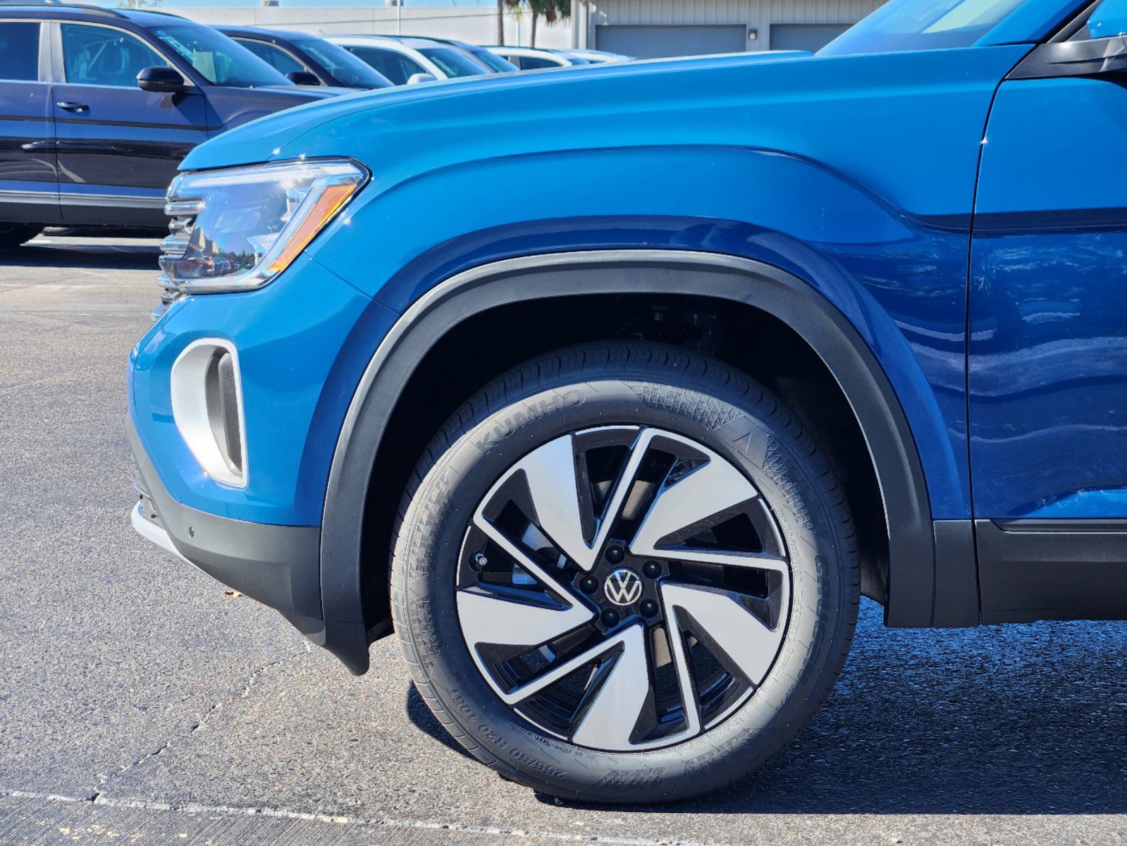 2025 Volkswagen Atlas SE Technology photo 5