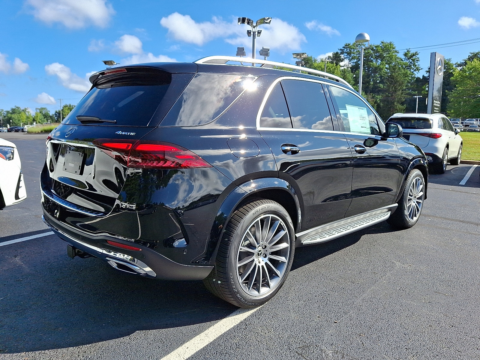 2026 Mercedes Benz GLE 350 4MATIC photo 4