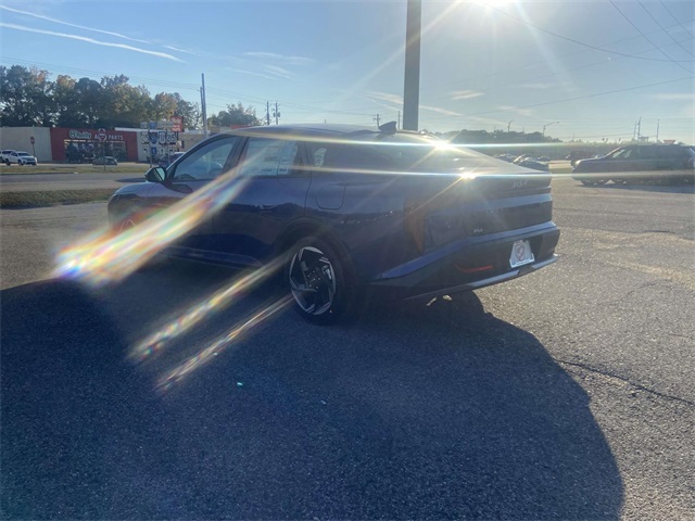 2025 Kia K4 EX photo 4