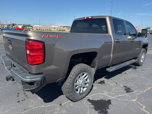 2015 Chevrolet Silverado 2500HD LT photo 4