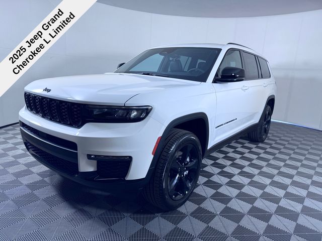 2025 Jeep Grand Cherokee Limited photo 2