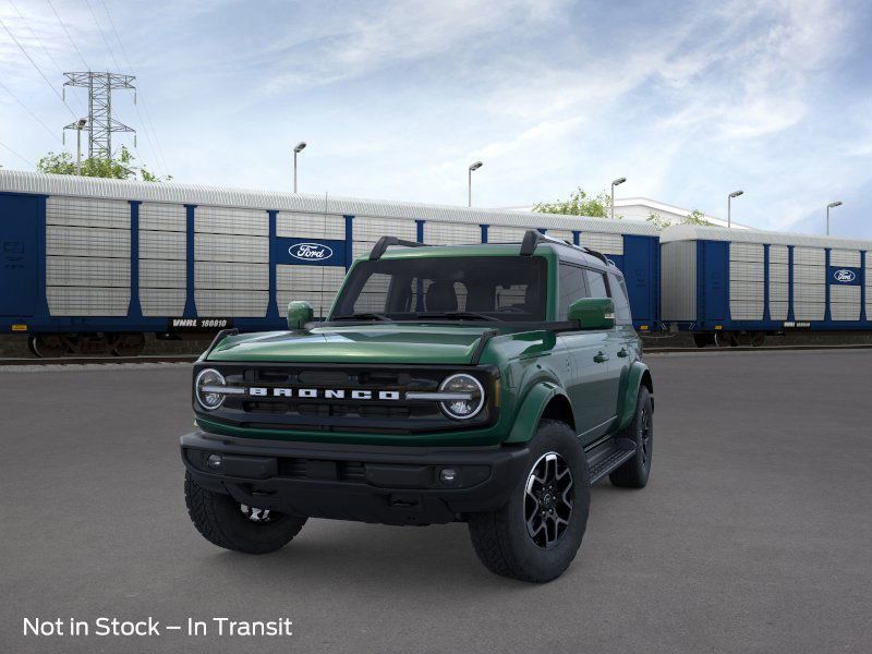 2025 Ford Bronco Outer Banks photo 3