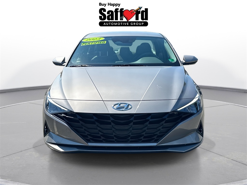 2023 Hyundai Elantra SEL photo 7