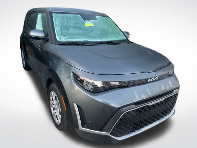2024 Kia Soul LX photo 10