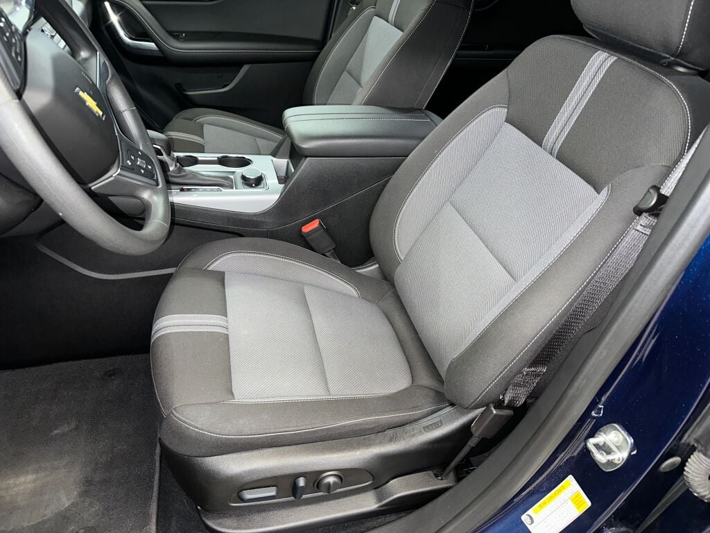 2023 Chevrolet Blazer 2LT photo 2