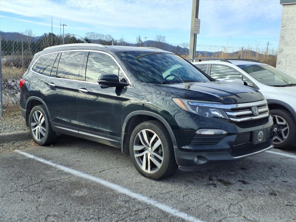 2018 Honda Pilot Touring's photo