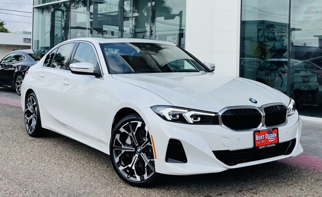 2025 BMW 3 Series 330i's photo