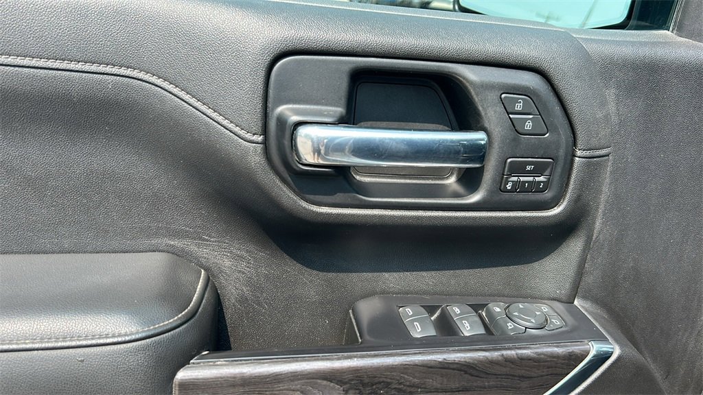 2020 Chevrolet Silverado 1500 LTZ photo 12