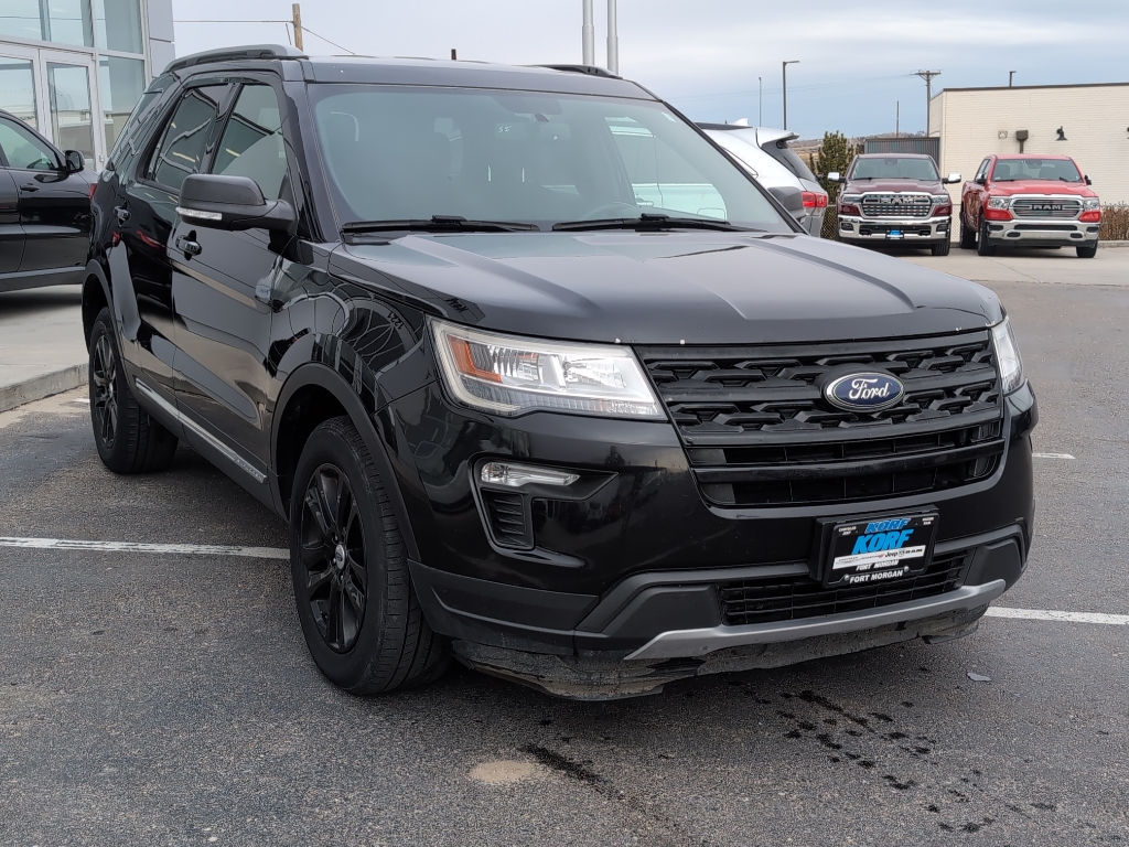 2019 Ford Explorer XLT photo 2