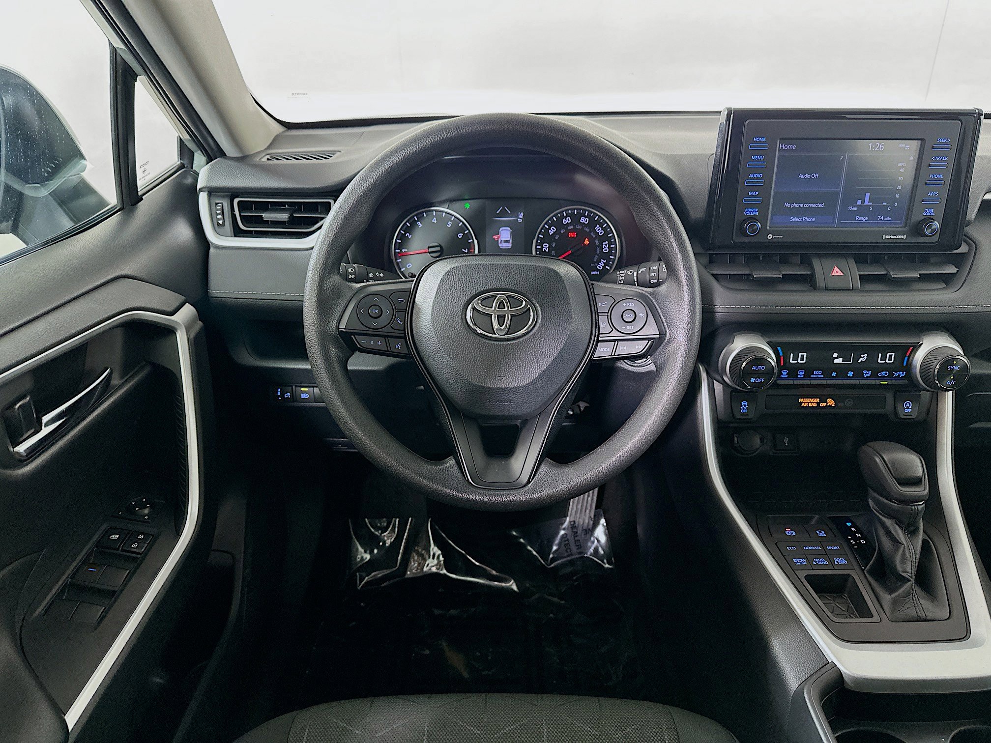 2021 Toyota RAV4 XLE photo 19
