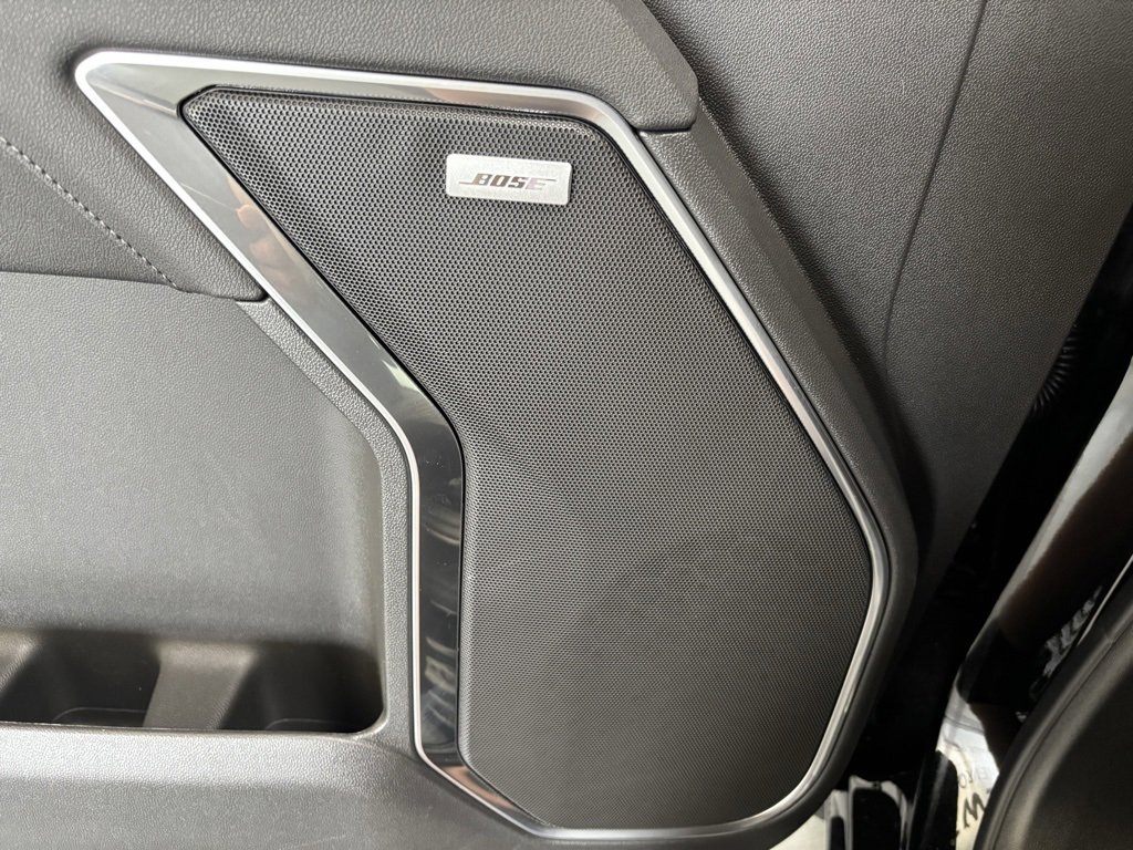 2025 Chevrolet Silverado 1500 RST photo 6