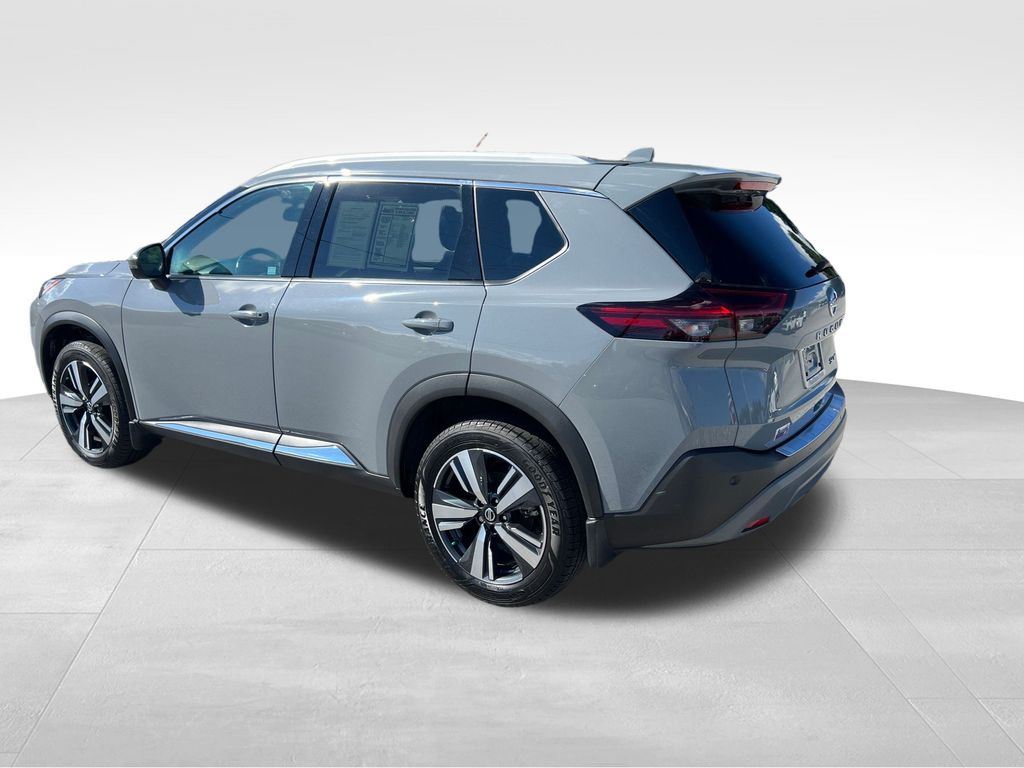 2021 Nissan Rogue SL photo 3