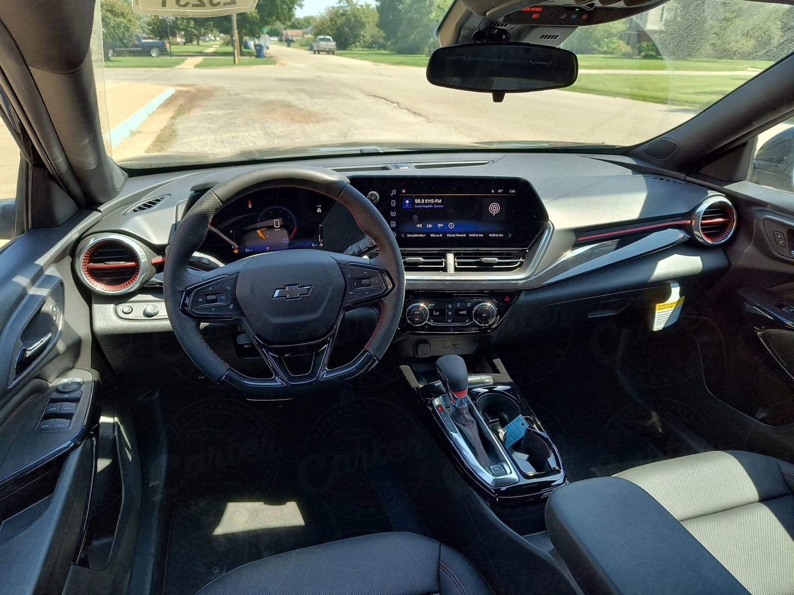 2025 Chevrolet Trax photo 13