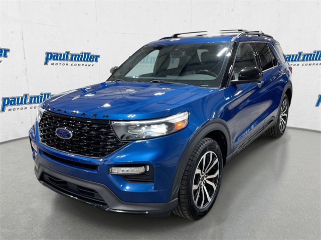 2022 Ford Explorer ST Line's photo