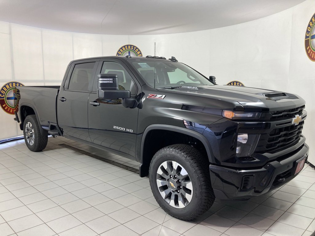 2025 Chevrolet Silverado 2500HD Custom photo 16