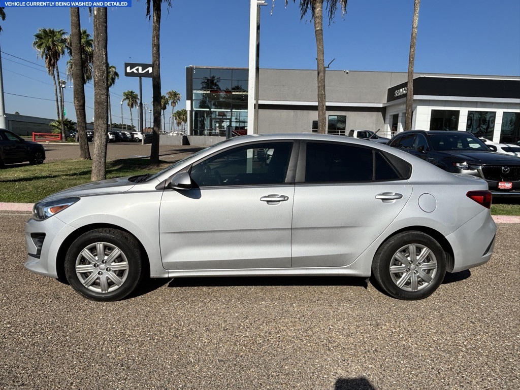 2022 Kia Rio LX photo 3