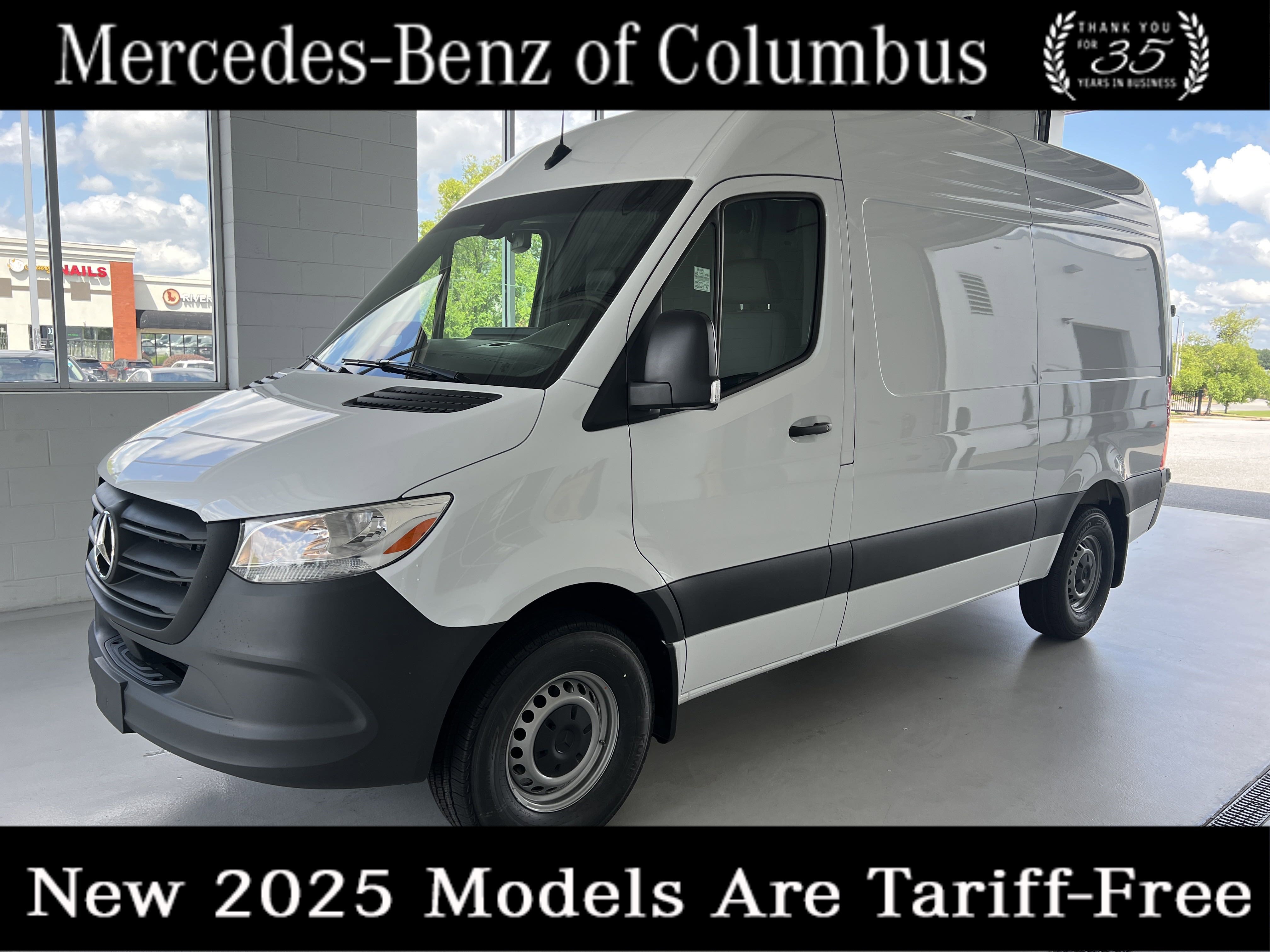 2025 Mercedes-Benz Sprinter Cargo Van Base's photo