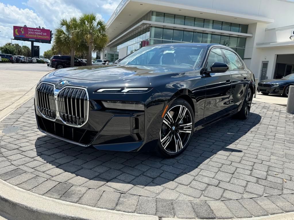 2025 BMW 7 Series 760i's photo