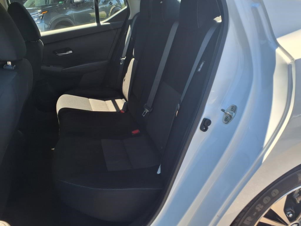 2022 Nissan Sentra SV photo 7