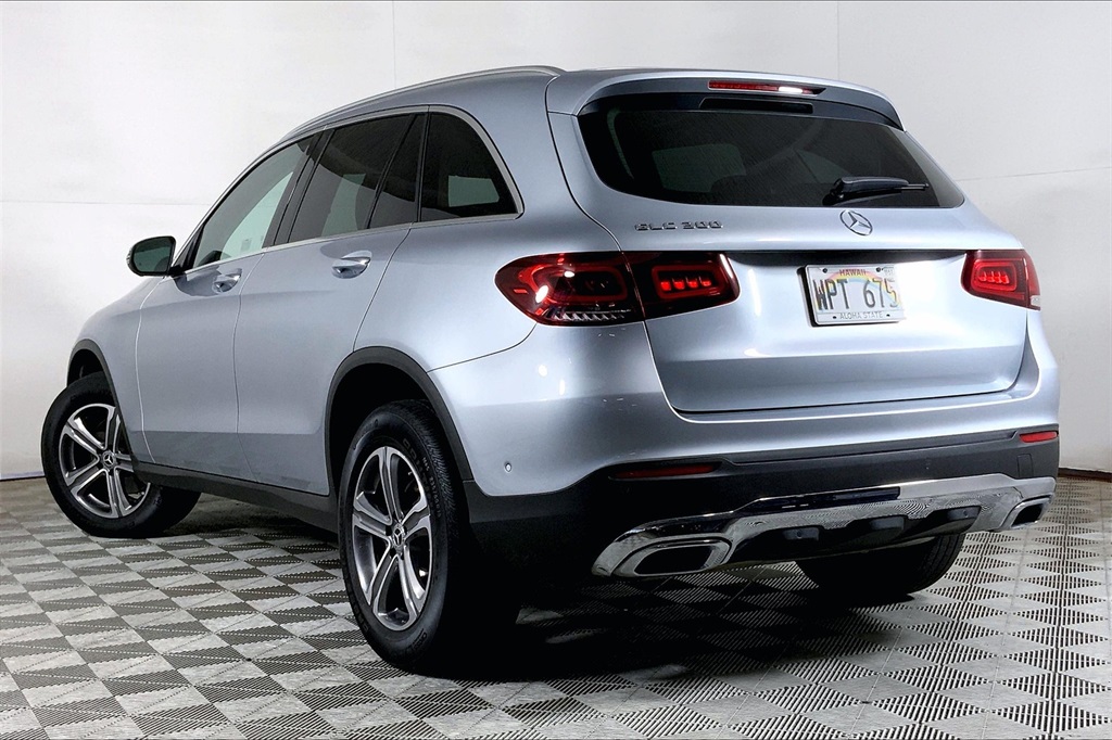 2022 Mercedes Benz GLC 300 photo 13