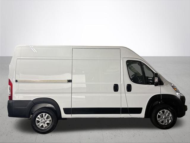 2026 Ram ProMaster 2500 Cargo Van photo 3