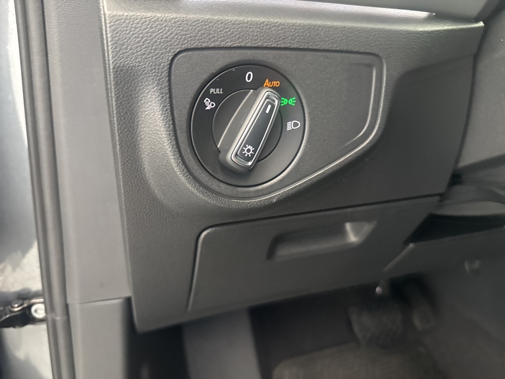 2021 Volkswagen Atlas SEL photo 13